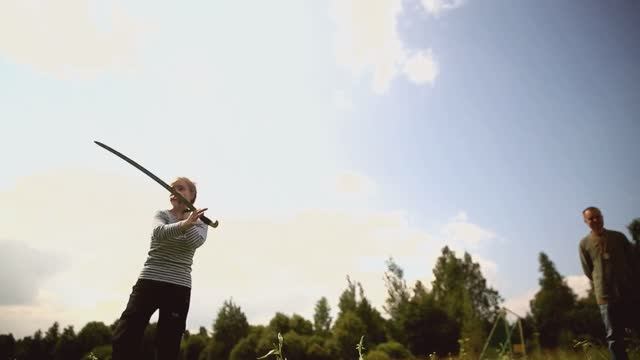 Уроки фланкировки казачьей шашкой смотреть онлайн