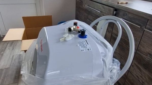 Водонагреватель накопительный THERMEX H 15 U (pro), обзор, подключение, проверка.