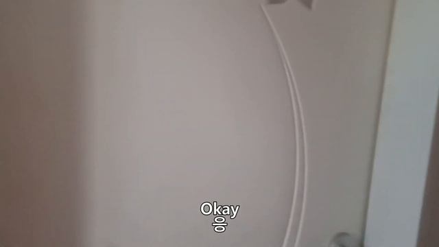 Pouring Fake Piss on the Pants of Best Friend (Prank Morning) смотреть онлайн