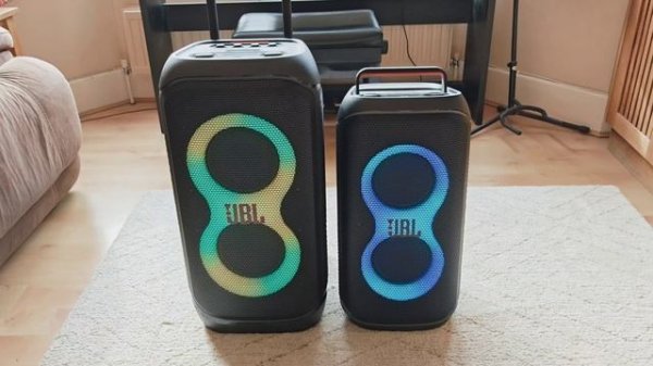 JBL Partybox Stage 320 Vs Club 120 - £200 difference?