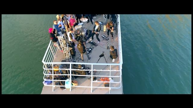 A  ESCONDIDAS - CALE