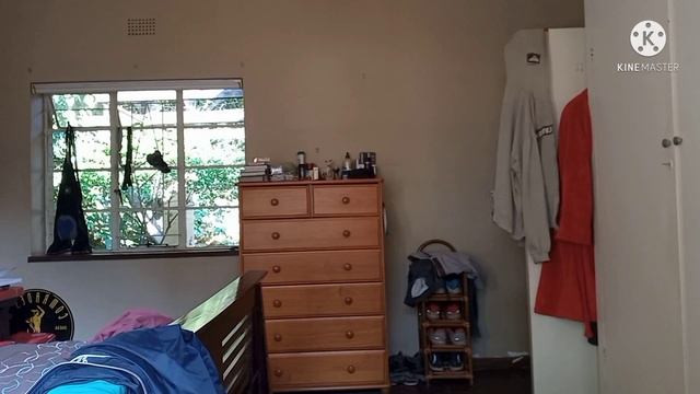 Karen and I got into a fight! (Caterpillar Lip VS KAREN) смотреть онлайн