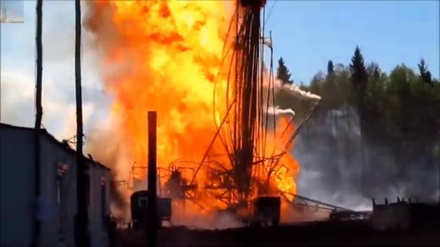 Выброс газа из скважины с возгоранием буровой и падением вышки🔥 Сгорело всё🔥 смотреть онлайн
