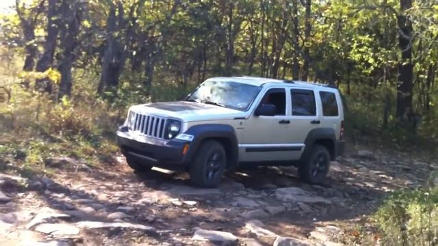 2011 Jeep Liberty at Kansas Rocks Offroad Park #2 смотреть онлайн