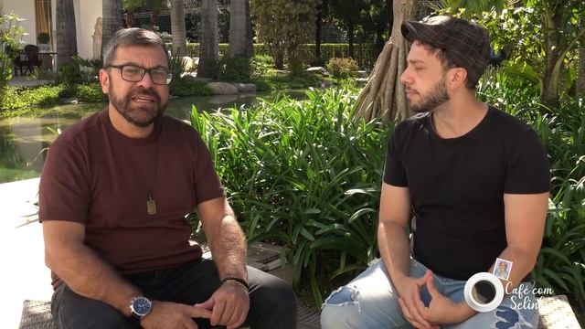 Adriano Tunes: Ator talentoso que me interpretou no lindo musical Hebe Camargo | Café com Selinho смотреть онлайн