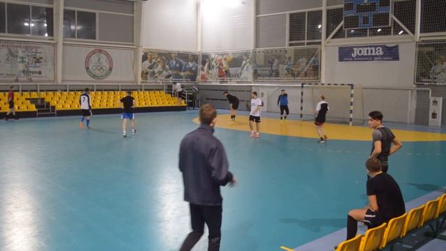 Ultra 2-12 КовчегСервис. DKC чемпионат по мини-футболу 2017/2018. 3rd Round Play-off (04.04.2018) смотреть онлайн