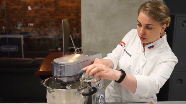 Пломбир на кухонной машине Kenwood Cooking Chef