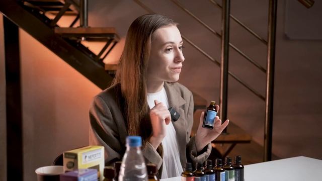 Как правильно носить масляные ароматы | Как использовать масляные духи | стойкие духи Nefertiti смотреть онлайн