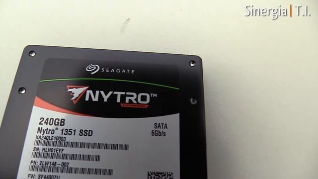 SSD de 240GB Enterprise SATA Seagate modelo XA240LE10003 PN: 2LW148-002 смотреть онлайн