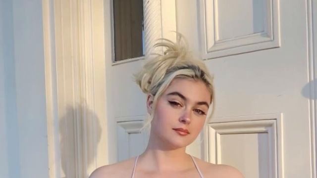 Stefania Ferrario - Plus Size Model | Instagram Model | Curvy Outfit | Body Positivity, Curvy Haul смотреть онлайн