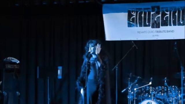presentazione erozero смотреть онлайн