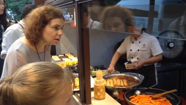 Travel to China - Fried Squid смотреть онлайн