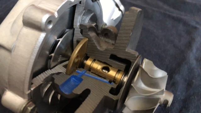 Turbocompressore Garret, sezione coreassy VW, AUDI смотреть онлайн