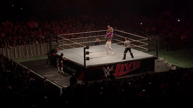 Andrade Cien Almas vs Rey Mysterio WWE Live Santiago смотреть онлайн