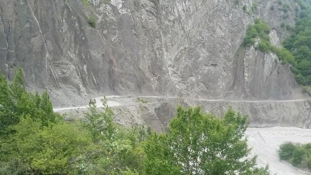 Всадники в ущелье. смотреть онлайн