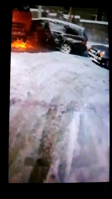 Страйк с горки вниз #юмор #рек #прикол #доставка #смех #шутки #шортс #курьер #мопед смотреть онлайн