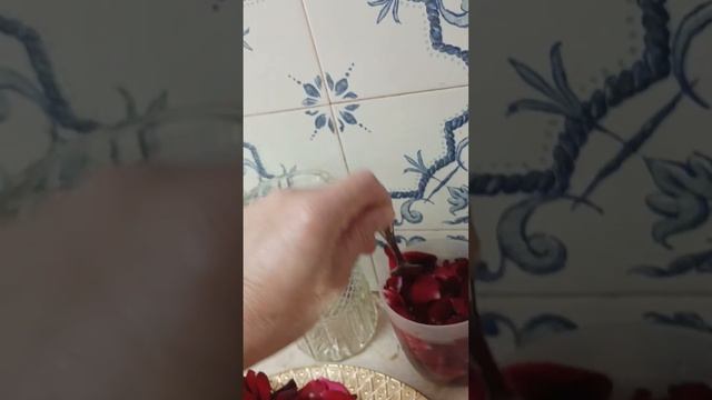 Ползи розови листа смотреть онлайн