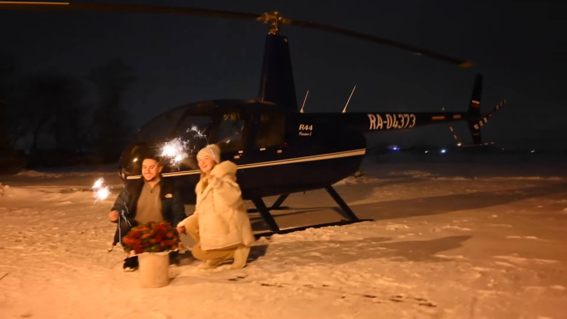 Полёт на вертолёте вокруг ночной Москвы | Captour смотреть онлайн