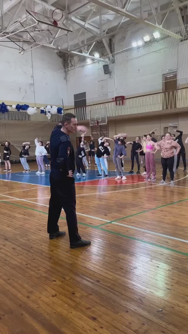 «Зарядка с Героем» смотреть онлайн