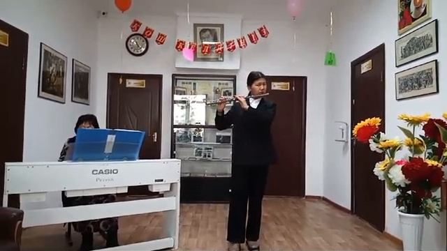 1)Р.Шуман "Смелый наездник". 2)Ш.Калдаяков "Арыс жағасында". 3) Р.Шуман "Веселый Крестьянин" смотреть онлайн