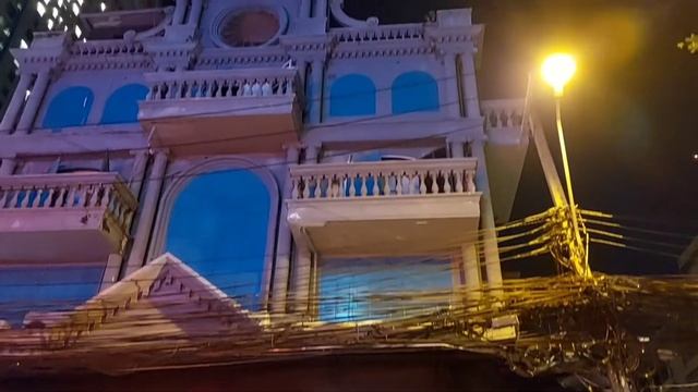 Bangkok Sukhumvit Soi 11 смотреть онлайн