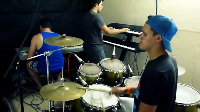 Lucas Dos Santos - Al que es Digno - Cover смотреть онлайн