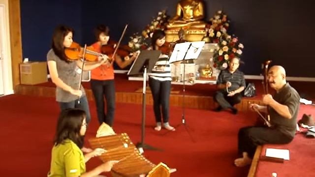 Lao Lum-parng Yai by CPY's Orchestra on 9-9-2012 смотреть онлайн