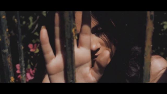 Flori, Rocío Aguilar - Me Despido смотреть онлайн