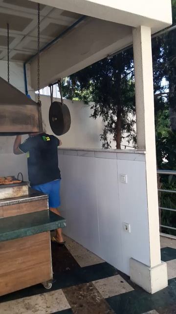 Side Hotel Nerton Thüringer Rostbratwurst 🇹🇷🔥😎🌭 смотреть онлайн