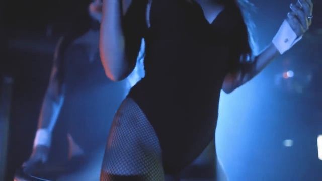 Музыка - Танцы - Девушки - Красота - Страсть - Шоу - Поцелуй - № (32) смотреть онлайн