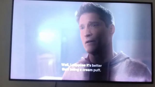 (Cobra Kai Season 6) Johnny Vs Mike Barnes смотреть онлайн