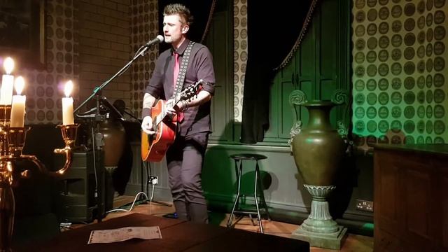 Paul Petrov - Mardy Bum - ( Cover) Artic Monkeys смотреть онлайн