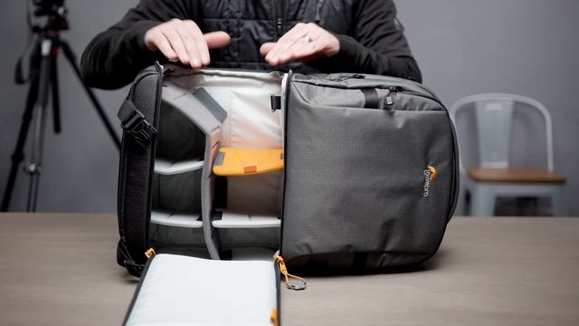 Walk Through Lowepro Fastpack 250 AW III With Design Director Luis Quehl | Lowepro