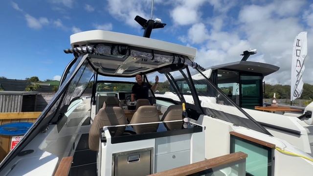 Saxdor 270 GTO NEW options explained walk-through with idealboat.com смотреть онлайн