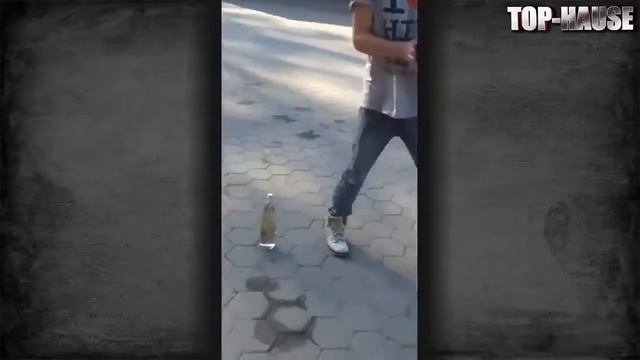 СПОРИМ ЗАСМЕЕШСЯ 99% СМЕХА! НОВЫЕ ПРИКОЛЫ 2017 Нарезка отборных приколов смотреть онлайн