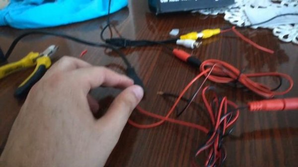 Car rear-view camera connection test before install