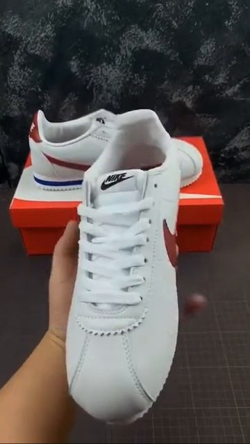 Nike cortez leather classic смотреть онлайн