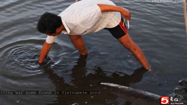 300kg war bomb found in Vietnamese pond смотреть онлайн