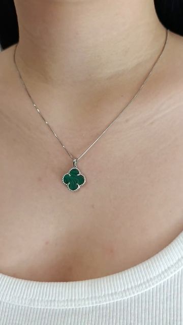 Срібне кольє з малахітом "Конюшина" КТКЛ-мх смотреть онлайн