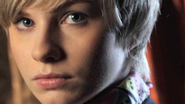 Young Dracula - Earthquake смотреть онлайн