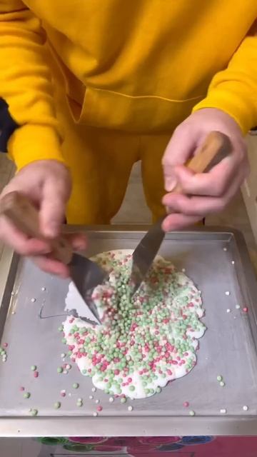 Coca cola with surprise |Ice cream challenge #shorts PavloBobo смотреть онлайн