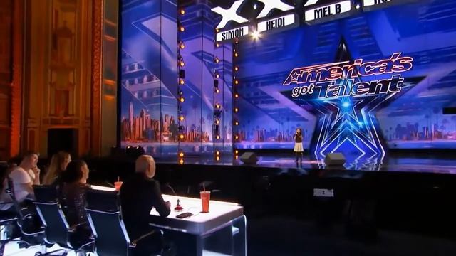 Бу кизни хаммани хайранта салди смотреть онлайн