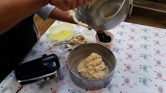 Ponque facil con cubierta de malva смотреть онлайн