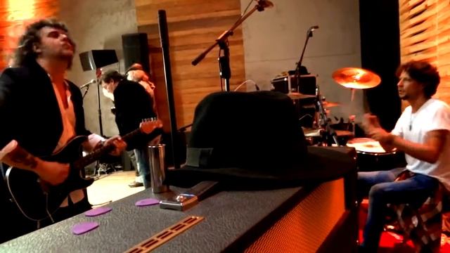 A Arma e a flôr - Xando Zupo Live Sessions - Estudio 500 смотреть онлайн