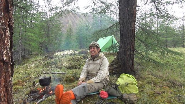 Путешествие в горы Якутии. Часть 8. Озёрным перевалом к началу сплава. смотреть онлайн