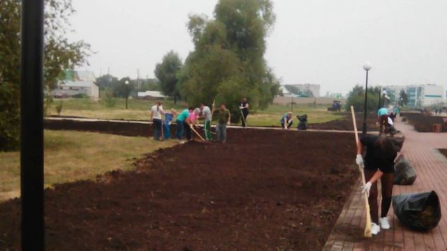 В Заинске прошла акция "Парки и скверы" смотреть онлайн