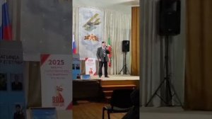 Рафик һәм Рәйхана Миңнекаевларның  гаиләсен. 23 февраль көне белән тәбрикләү. 2025.