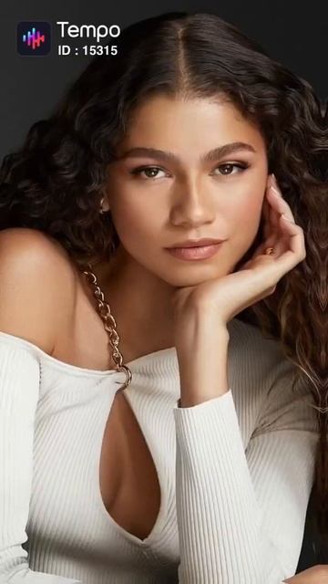 All my girls🤍💛🖤💜🧡💙 #zendaya #madelyncline #sadiesink #madisonbailey #girlpower #girls #women смотреть онлайн