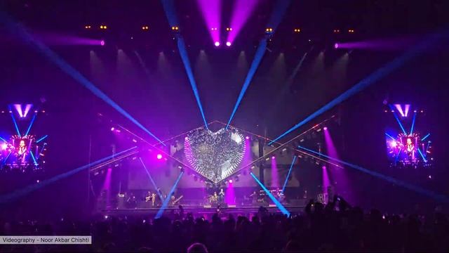 Retro | Live in Concert | Ayushmann Khurrana | Coca-Cola Arena | Dubai смотреть онлайн