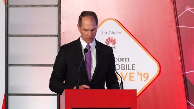 Corning® Gorilla® Glass at Economic Times India Mobile Conclave 2019 смотреть онлайн
